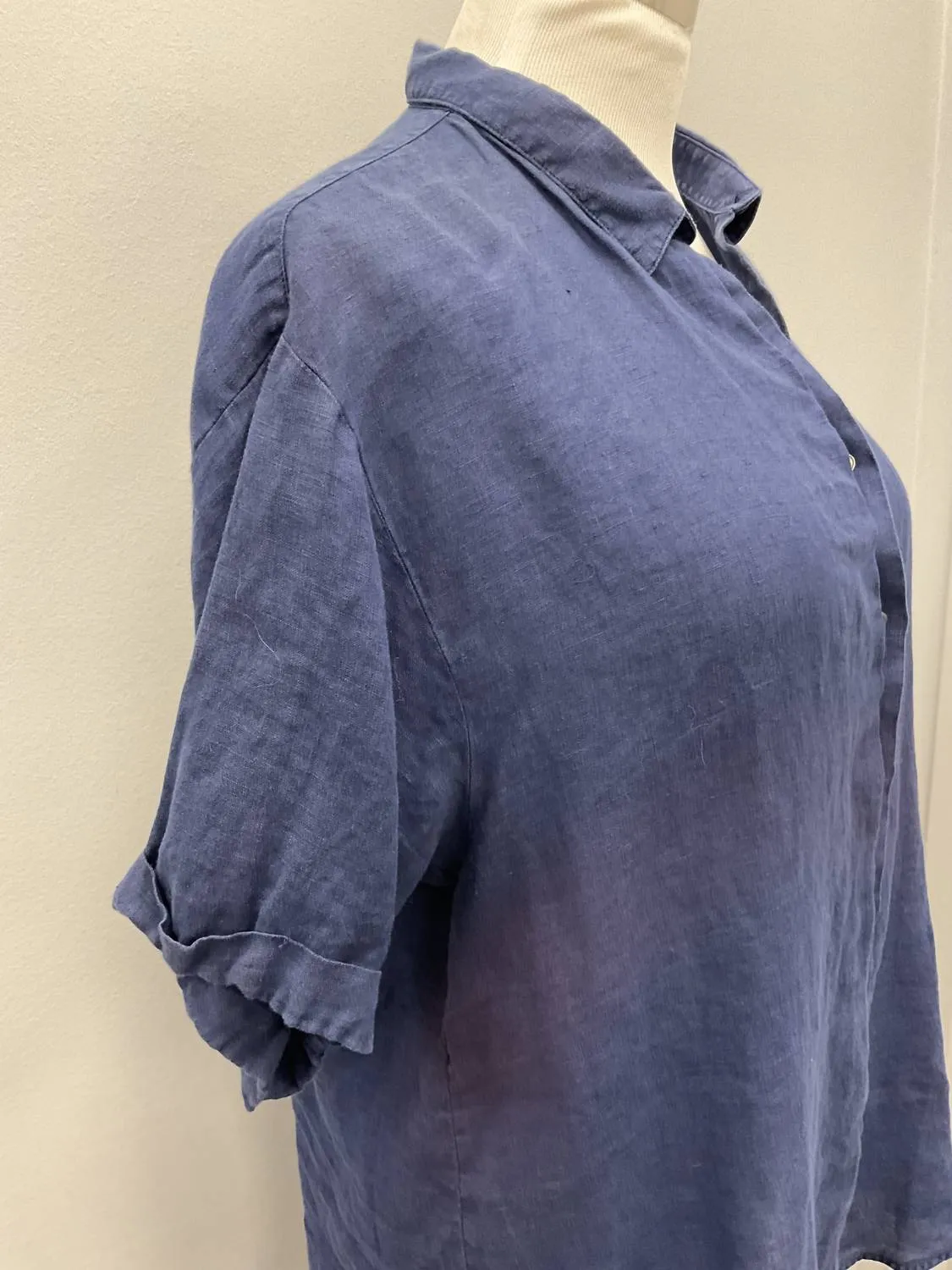 0039 Italy - SHORT SLEEVE LINEN SHIRT